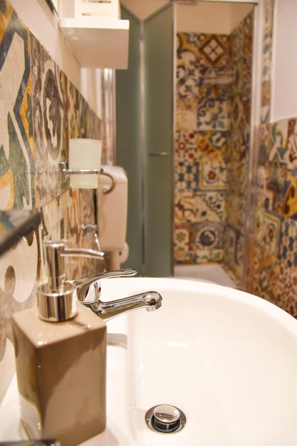 Dimora San Domenico Bed & Breakfast Палермо Екстериор снимка